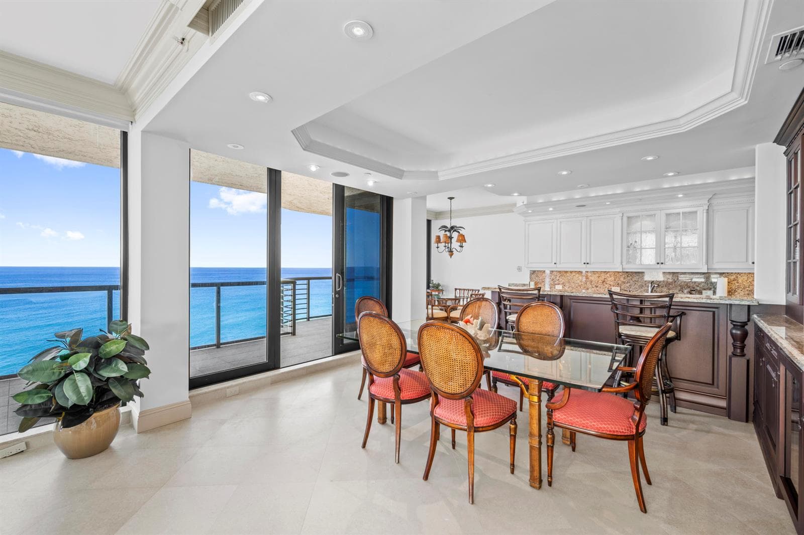 2727 S Ocean Boulevard 1502 photo 8