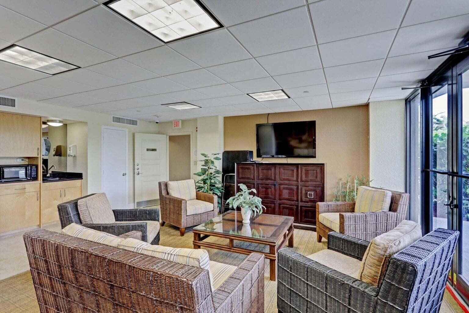 4200 N Ocean Drive 2-201 photo 22