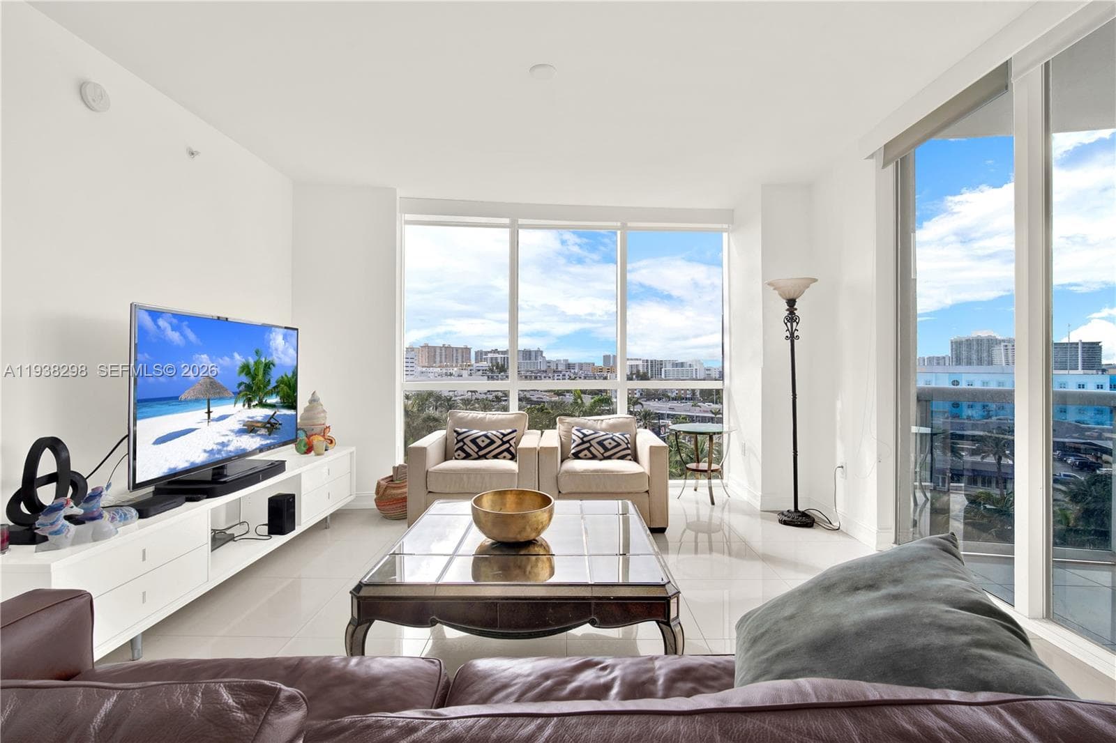 18201 Collins Ave 801A photo 5