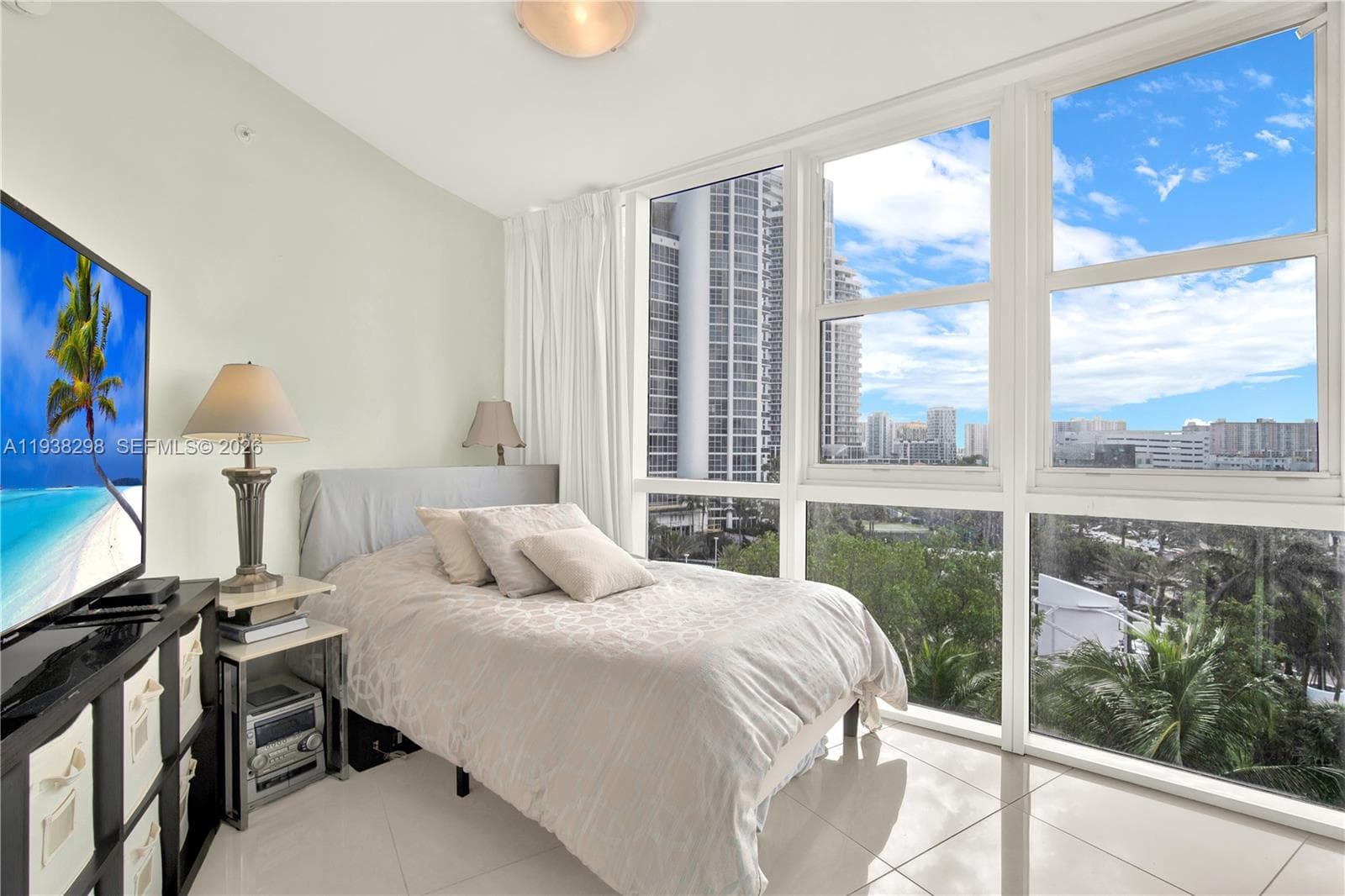 18201 Collins Ave 801A photo 20