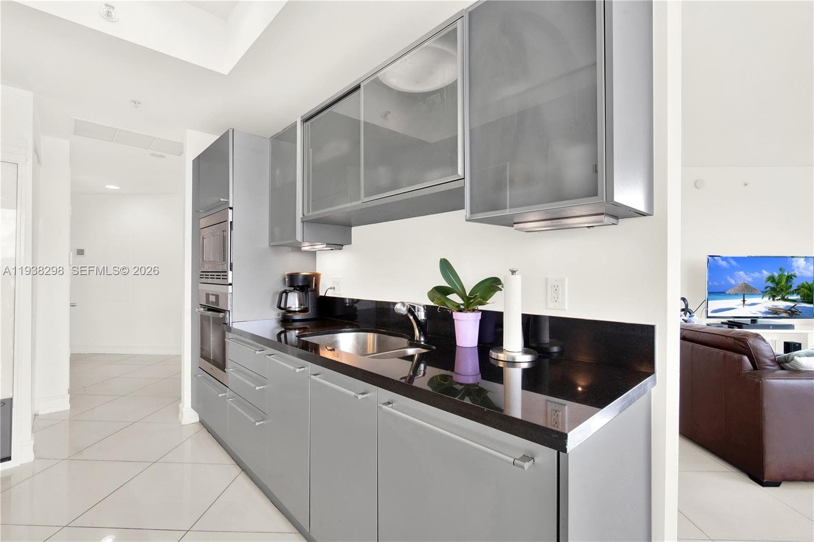 18201 Collins Ave 801A photo 9