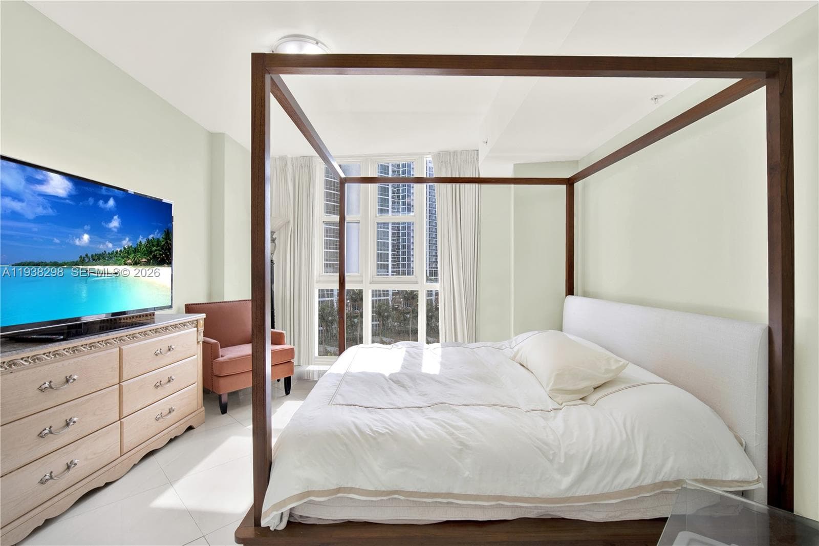 18201 Collins Ave 801A photo 15