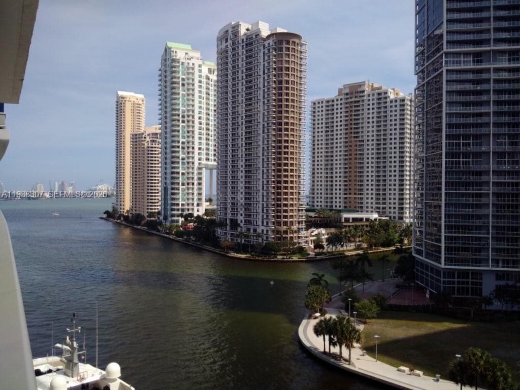 200 Biscayne Boulevard Way 906 photo 25