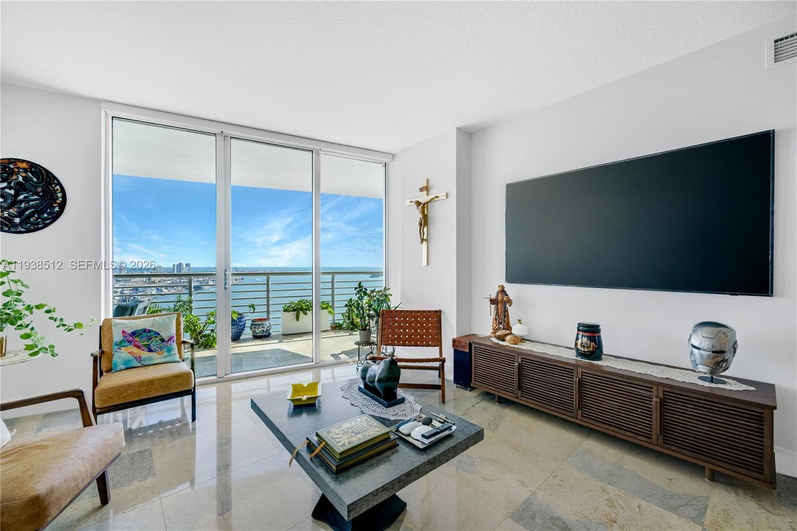 335 S Biscayne Blvd 3909 photo 17