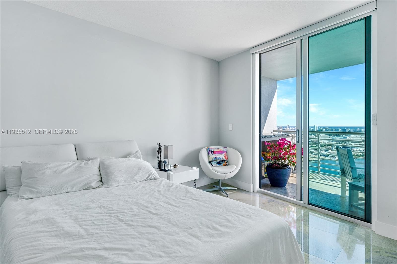 335 S Biscayne Blvd 3909 photo 20