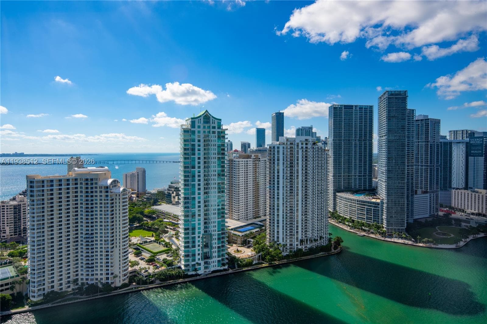 335 S Biscayne Blvd 3909 photo 4