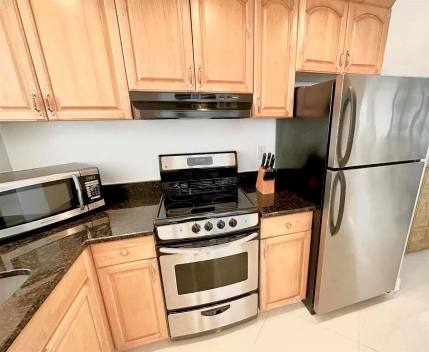 9 N Birch Road 601 photo 3