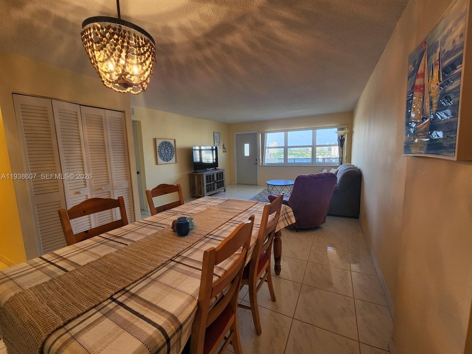 401 Golden Isles Dr 1114 photo 4