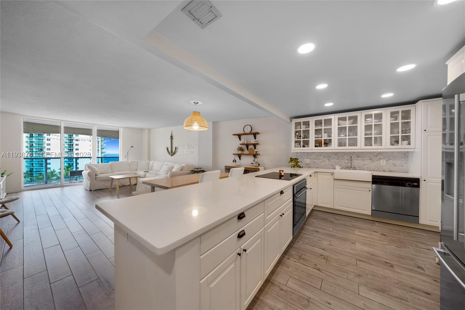 3800 S Ocean Dr 817 photo 13