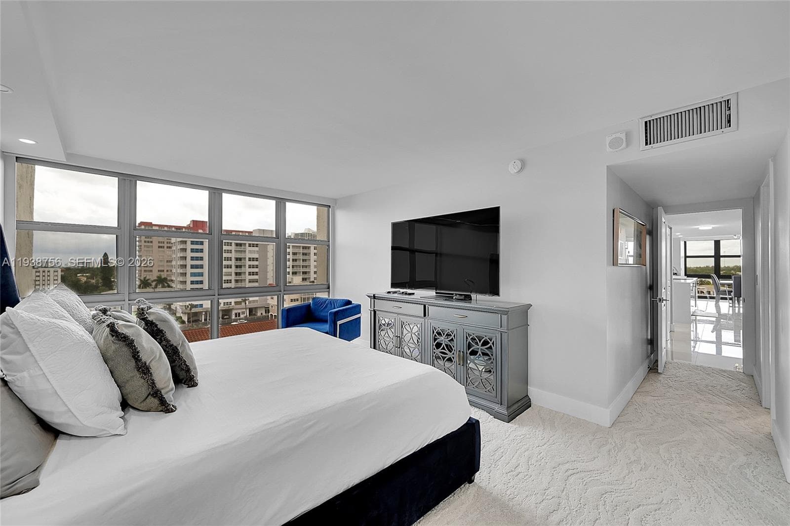 2049 S Ocean Dr 701 photo 18