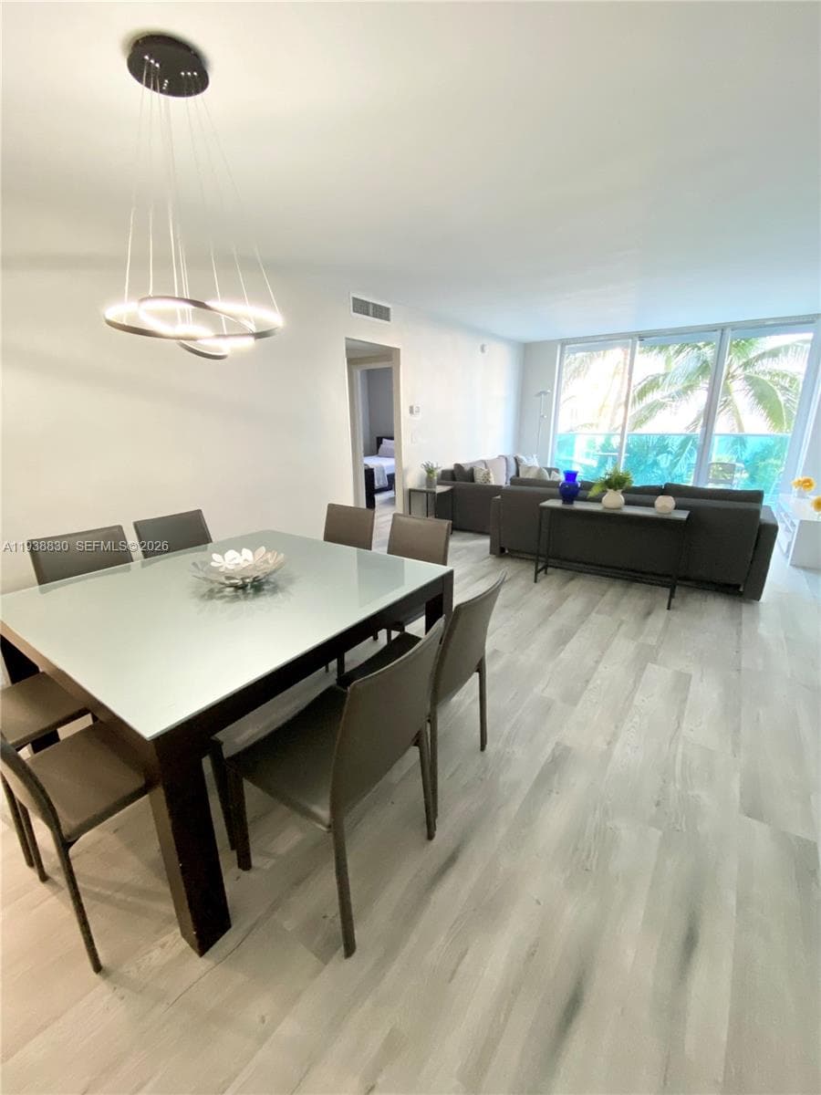 4001 Ocean Dr 4M photo 1