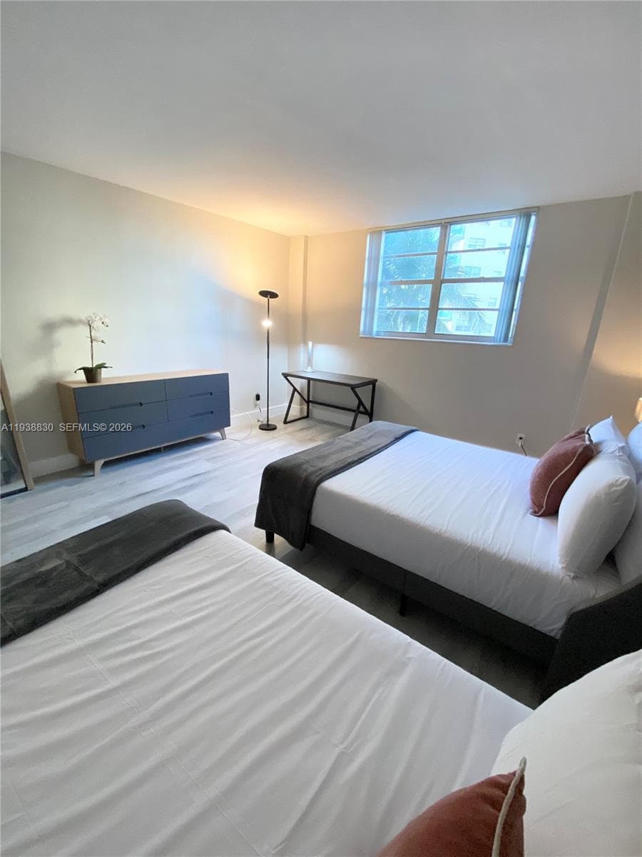 4001 S Ocean Dr 4M photo 4