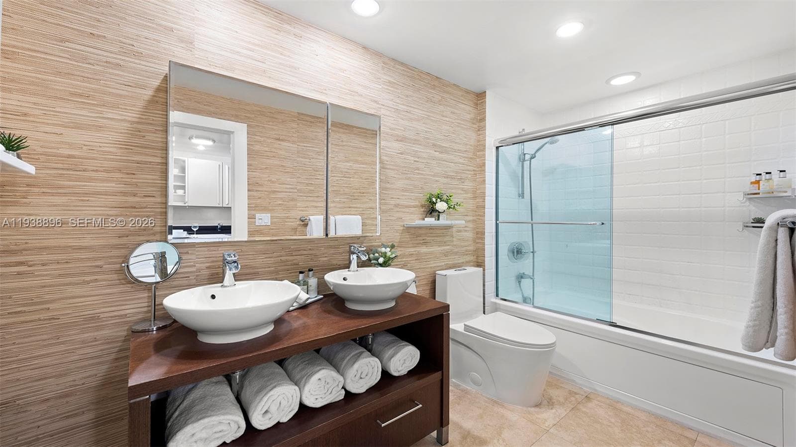 2301 Collins Ave 1632 photo 10