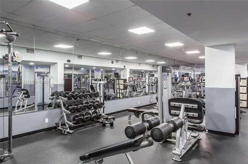 100 Lincoln Rd 805 photo 25
