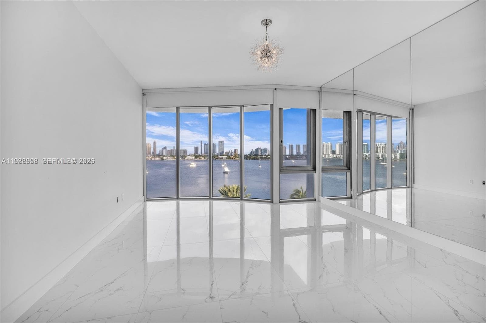 17111 Biscayne Blvd 411 photo 23