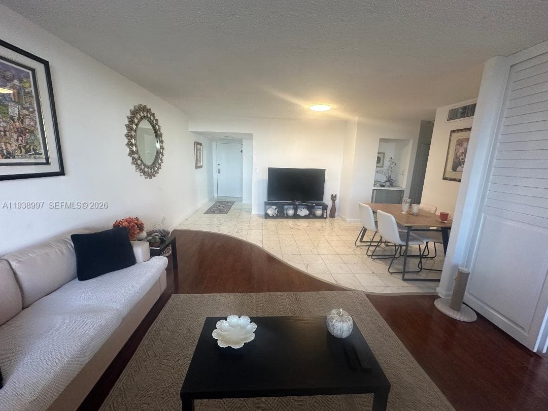500 Three Islands Blvd 709 photo 20