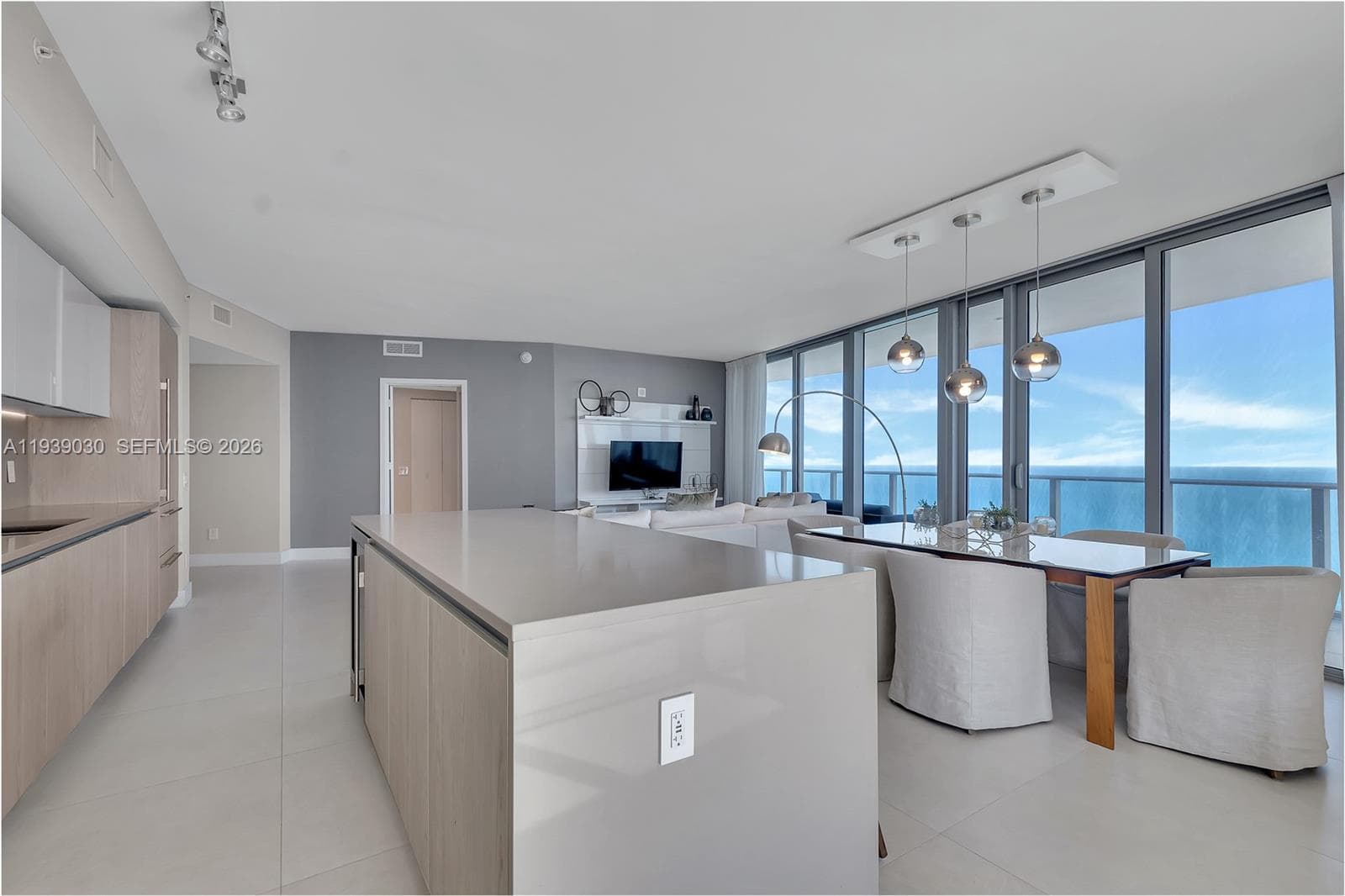 4111 S Ocean Dr 3601 photo 6
