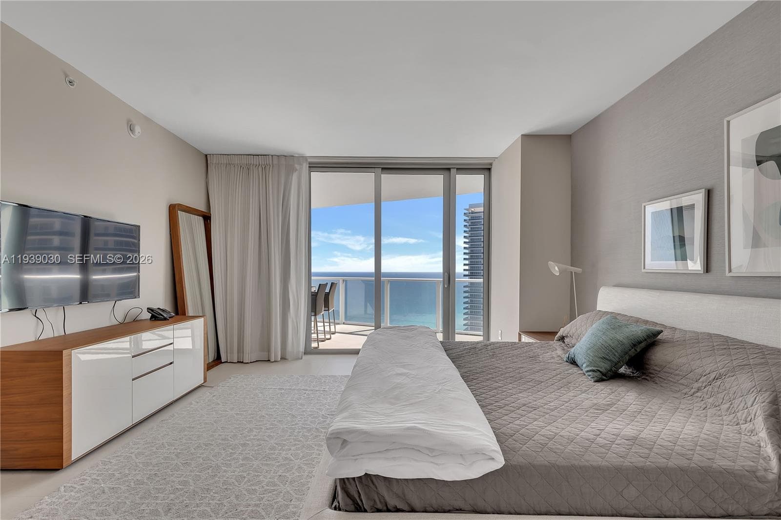 4111 S Ocean Dr 3601 photo 13