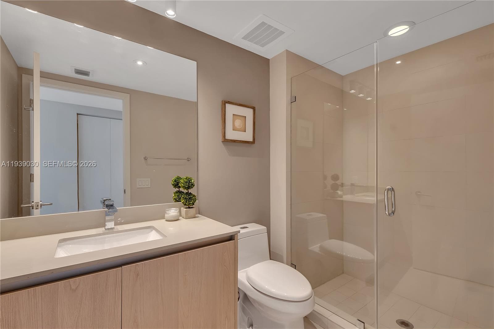 4111 S Ocean Dr 3601 photo 16