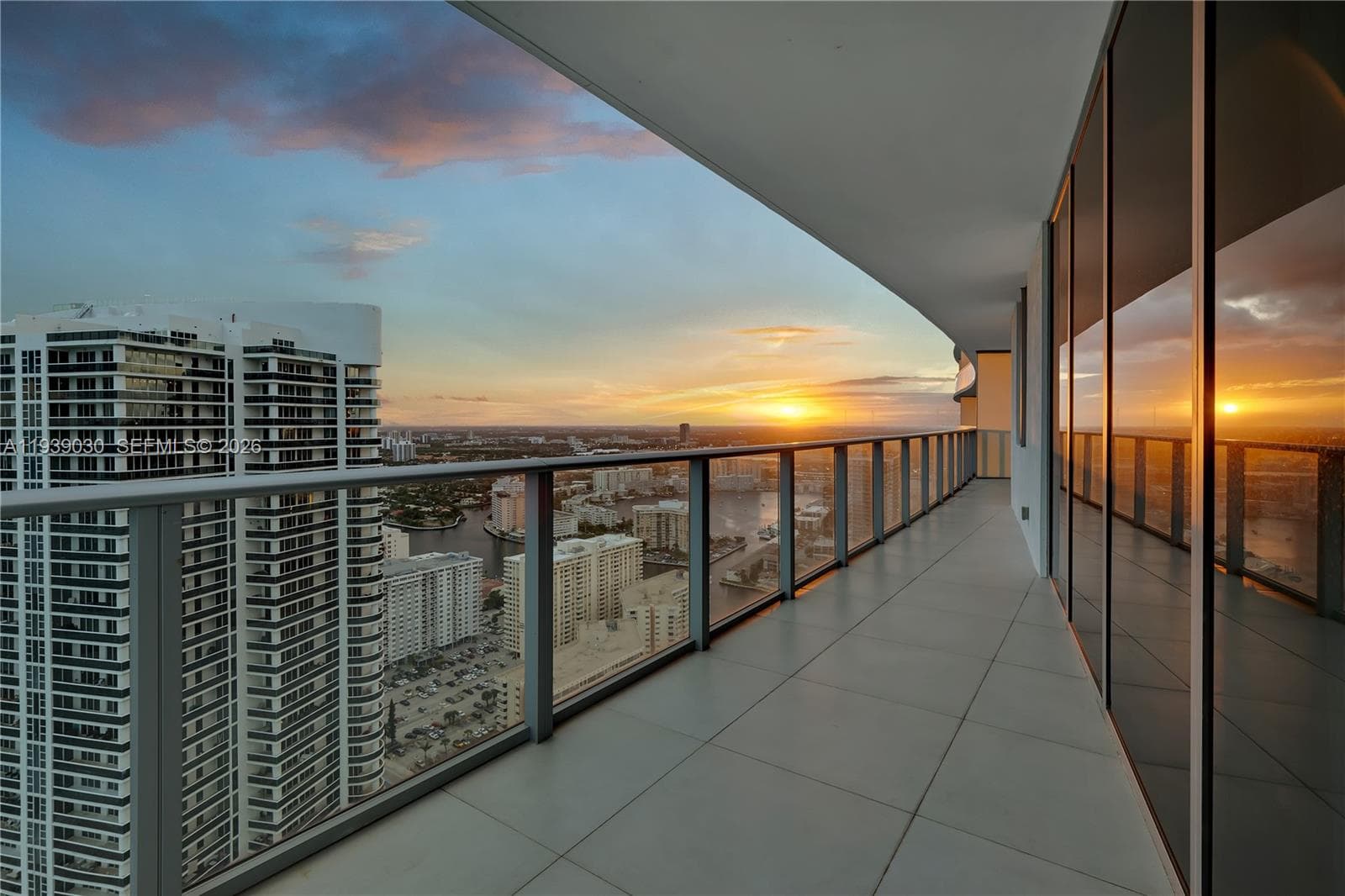 4111 S Ocean Dr 3601 photo 22