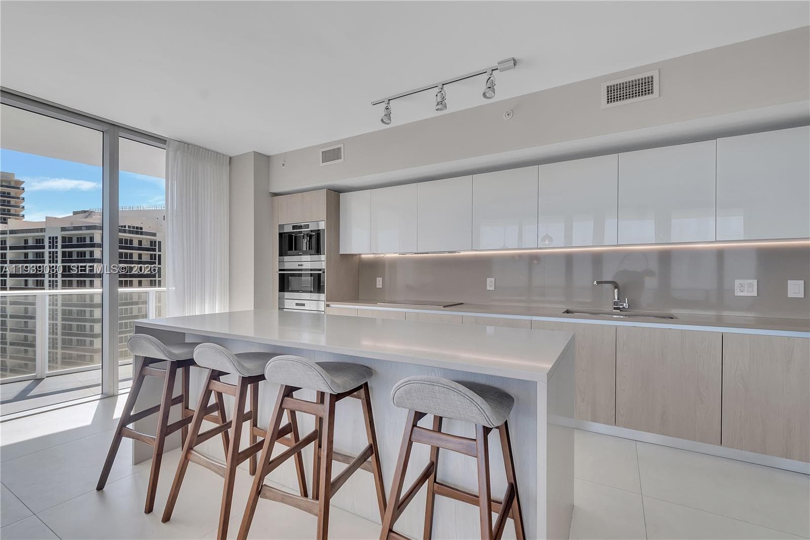 4111 S Ocean Dr 3601 photo 4