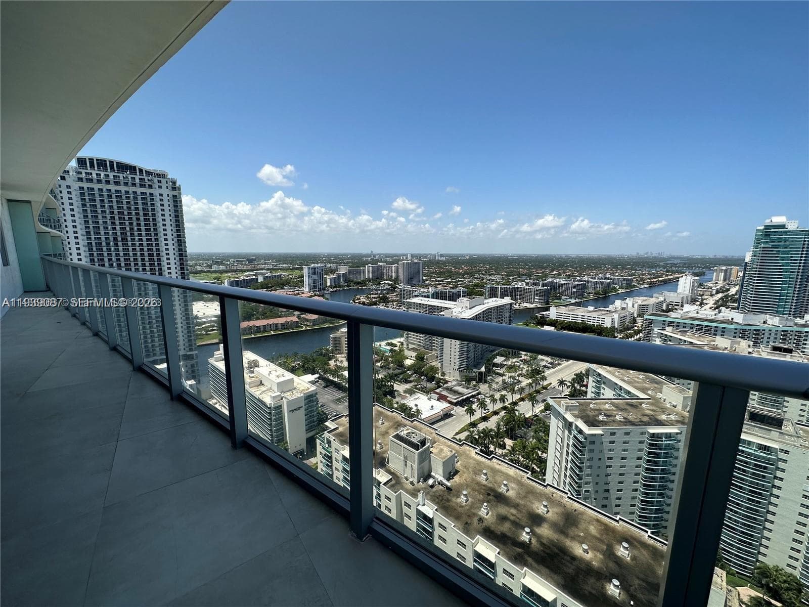 4111 S Ocean Dr 2902 photo 11