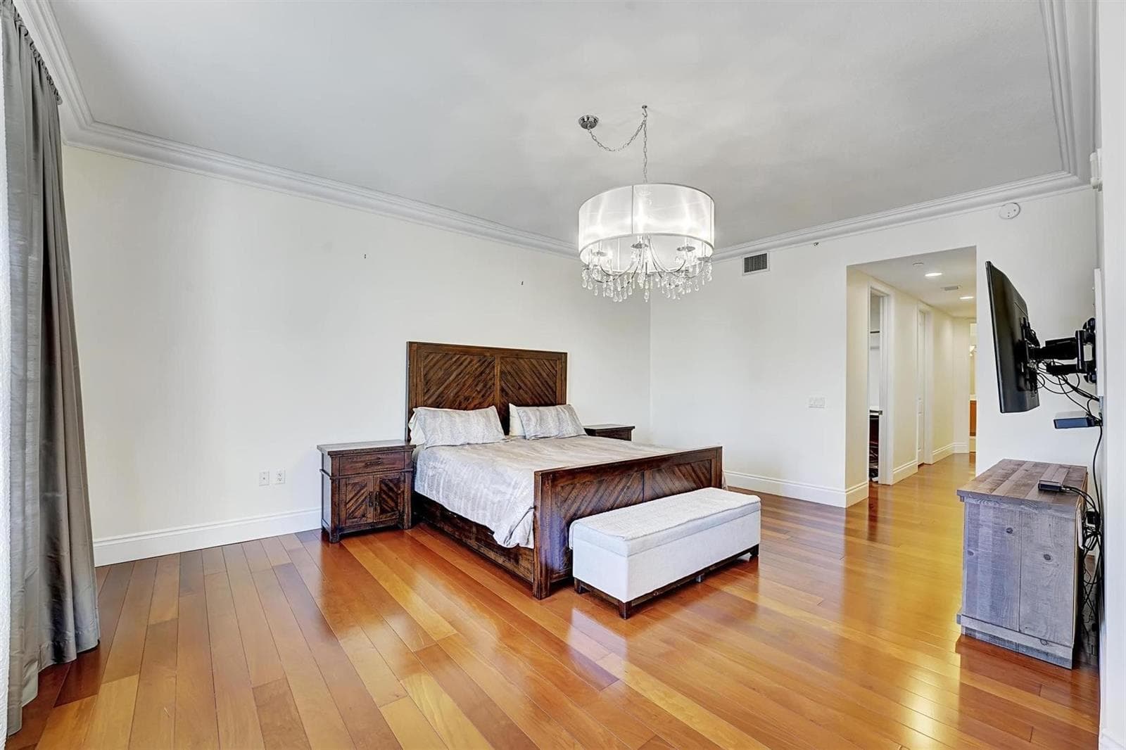 1 N Ocean Boulevard 403 photo 13
