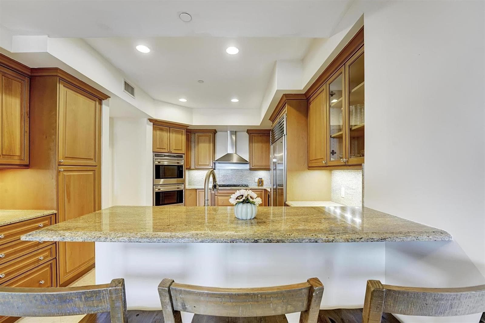 1 N Ocean Boulevard 403 photo 9