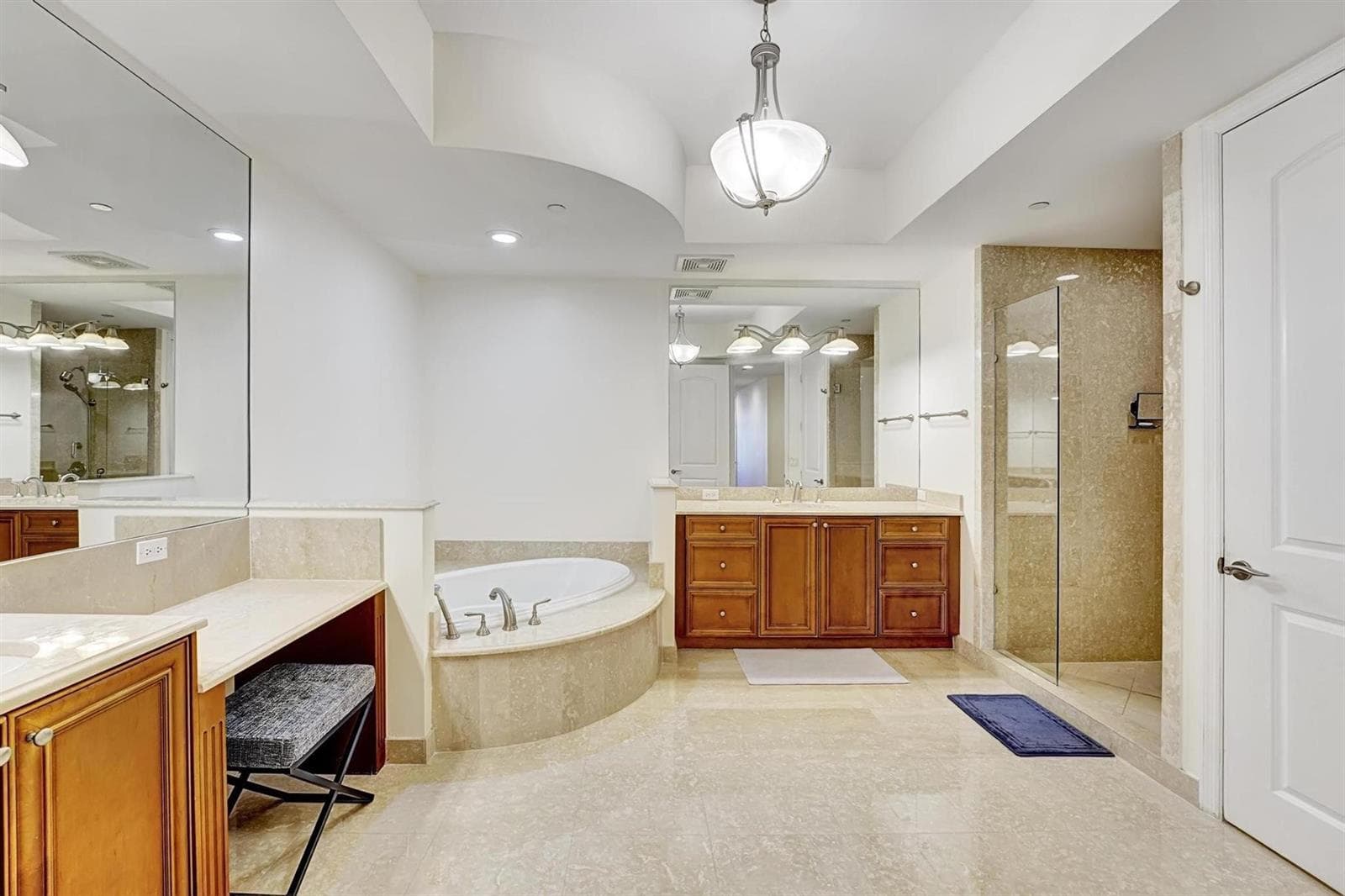 1 N Ocean Boulevard 403 photo 14