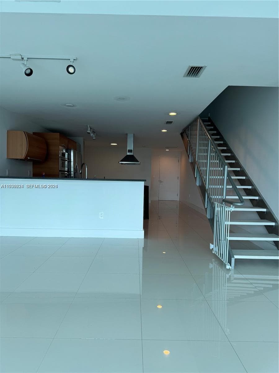 2950 NE 188 ST 344 photo 17