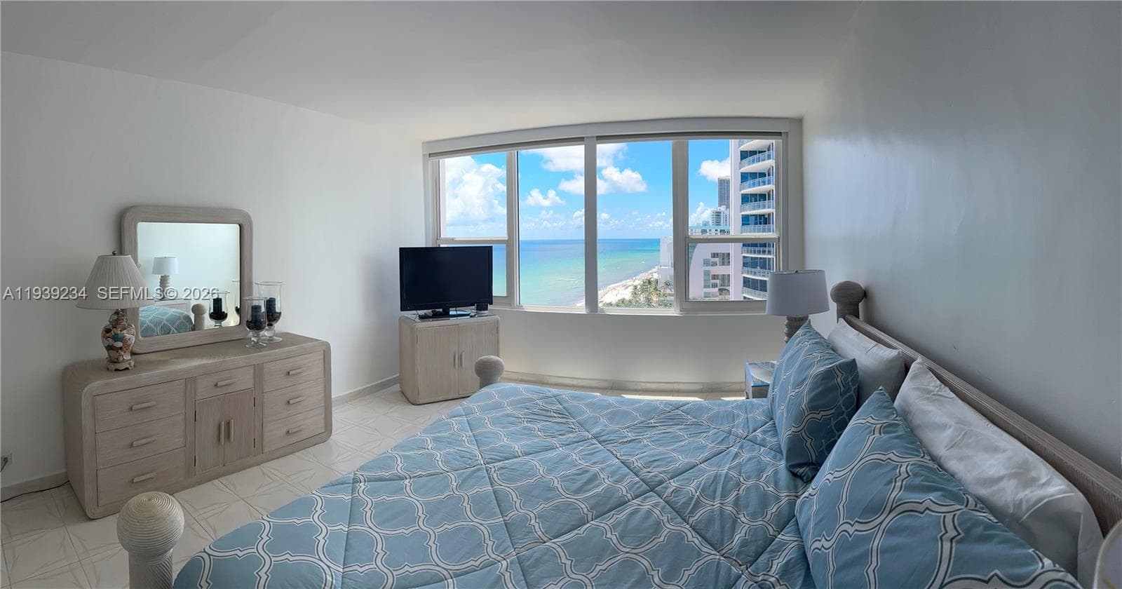 3505 S Ocean Dr 1514 photo 19
