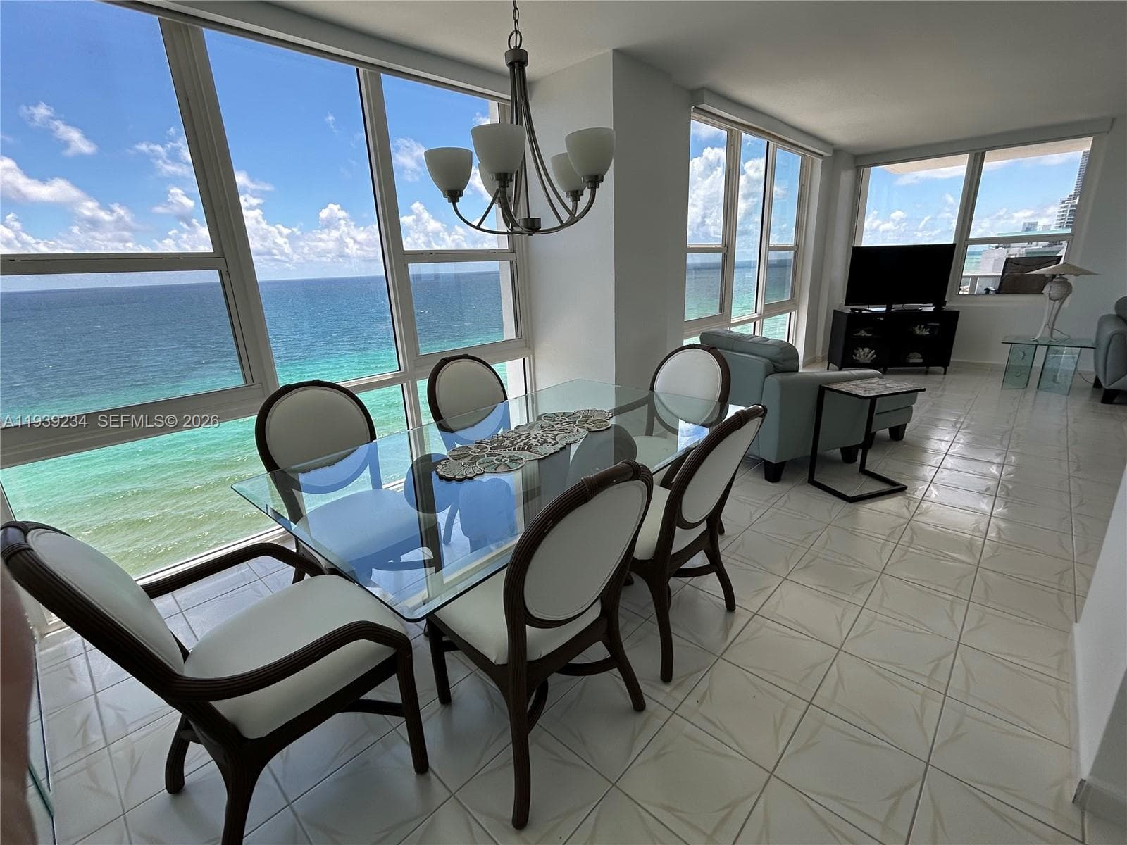3505 S Ocean Dr 1514 photo 8