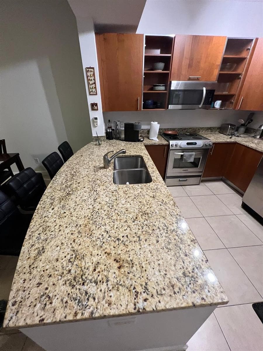 1945 S Ocean Drive 910 photo 19