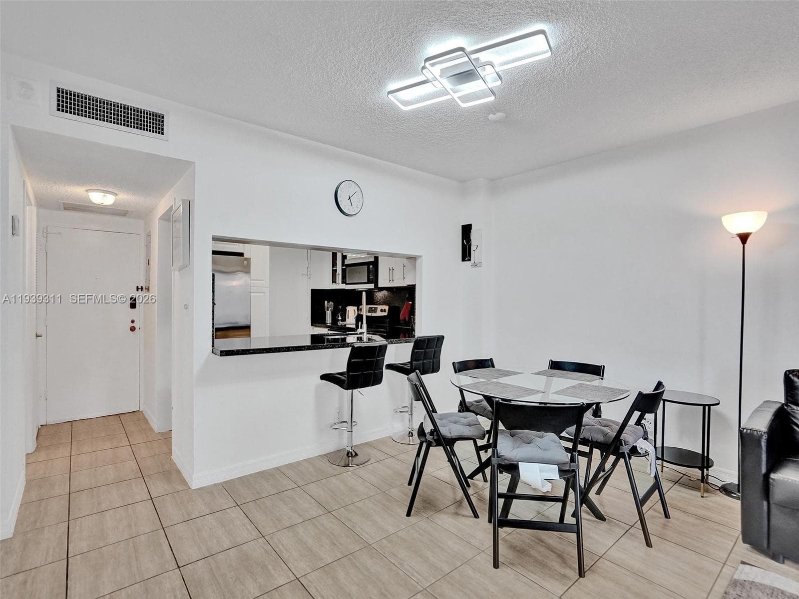 3725 S Ocean Dr 520 photo 6