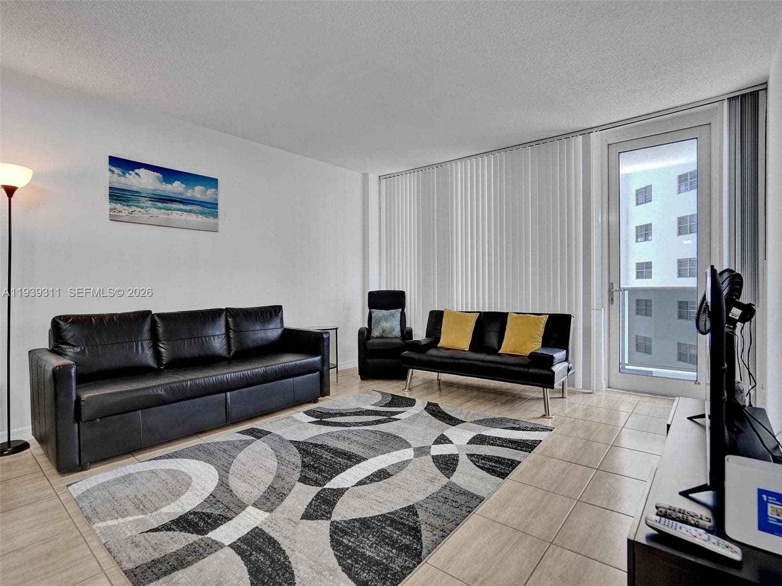 3725 S Ocean Dr 520 photo 12