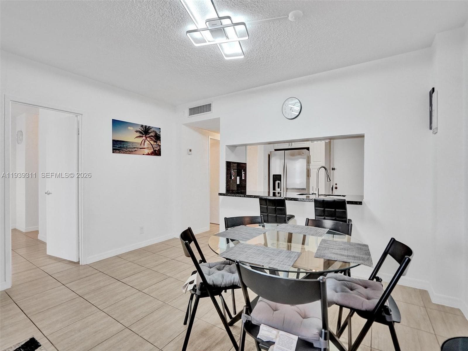 3725 S Ocean Dr 520 photo 5