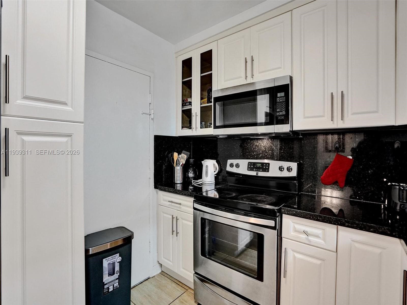 3725 S Ocean Dr 520 photo 18