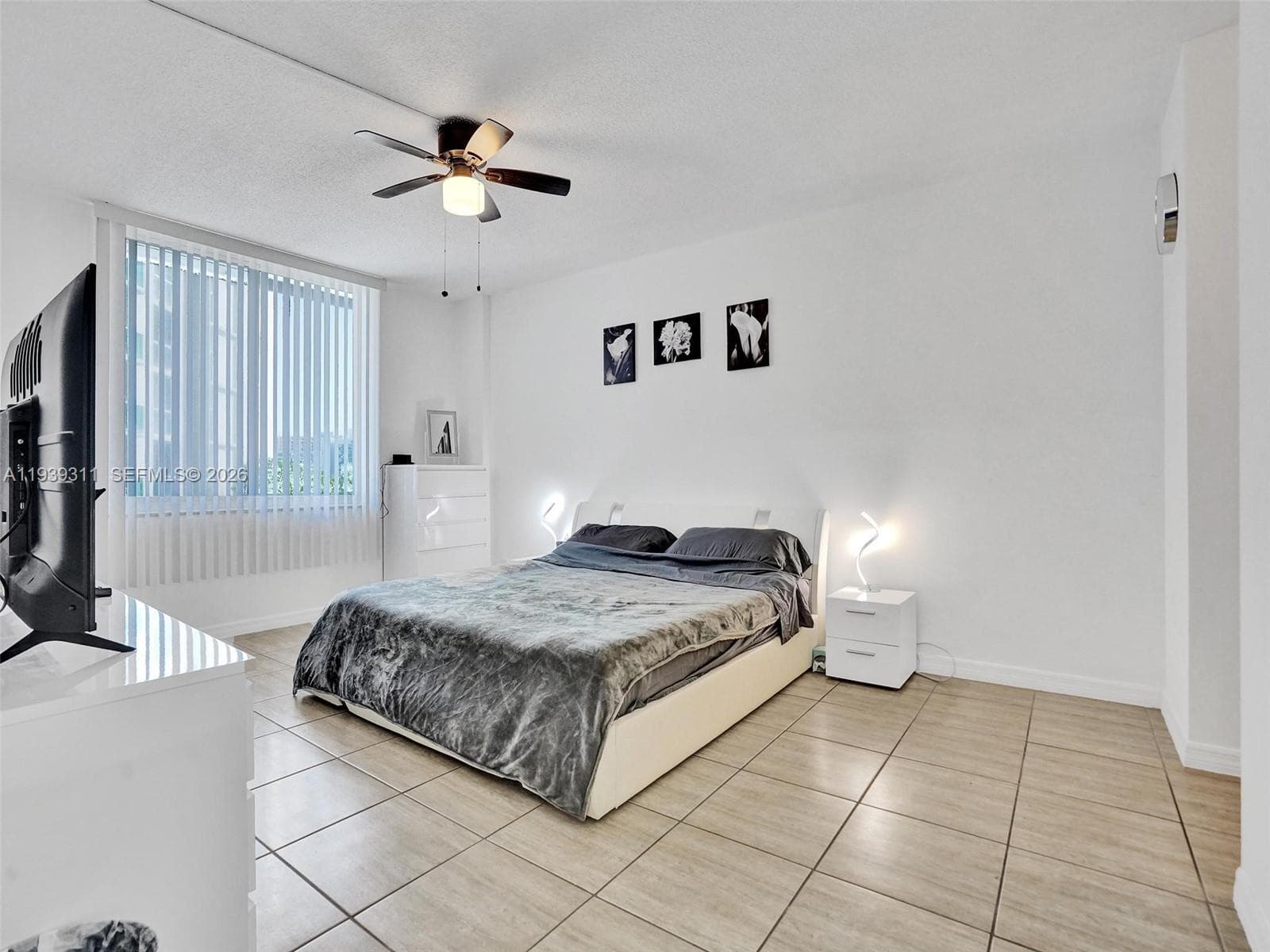 3725 S Ocean Dr 520 photo 15
