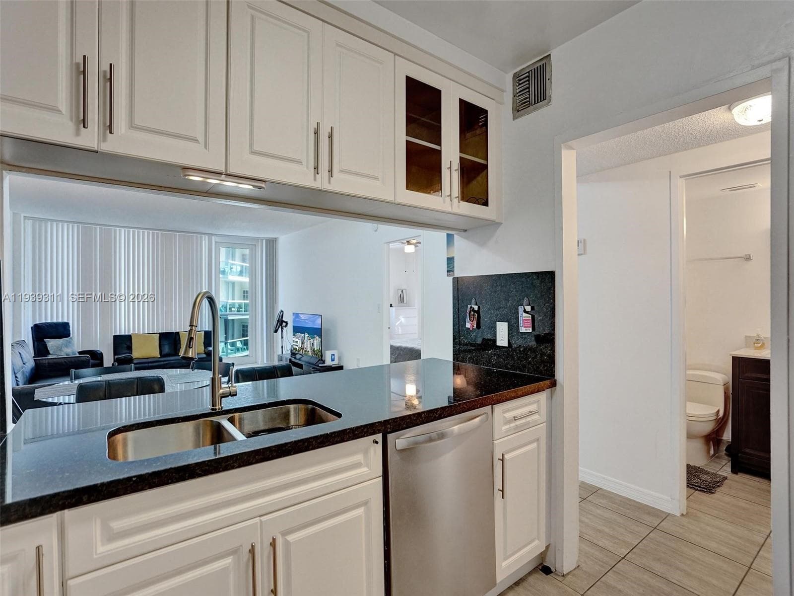 3725 S Ocean Dr 520 photo 19