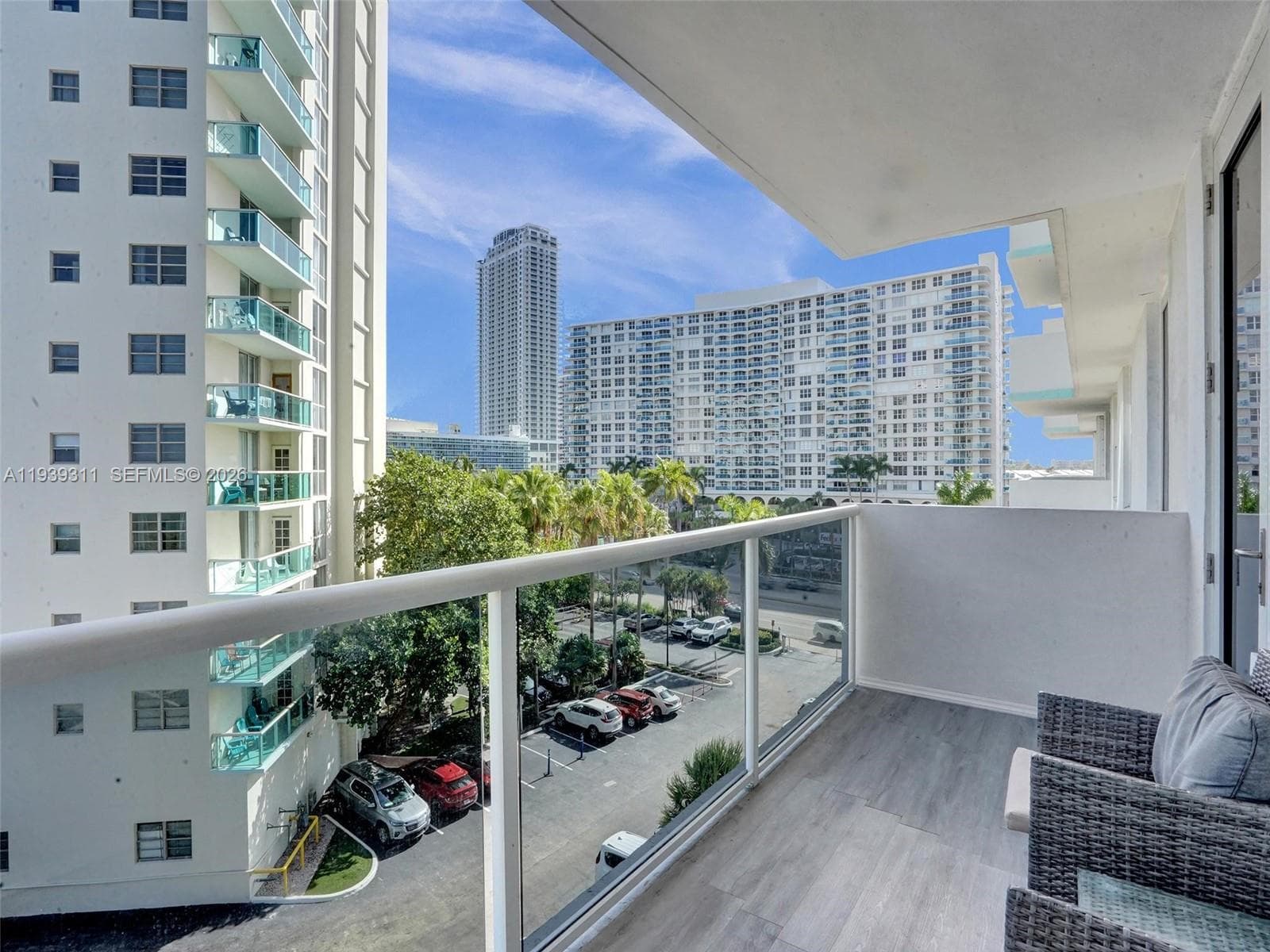 3725 S Ocean Dr 520 photo 25