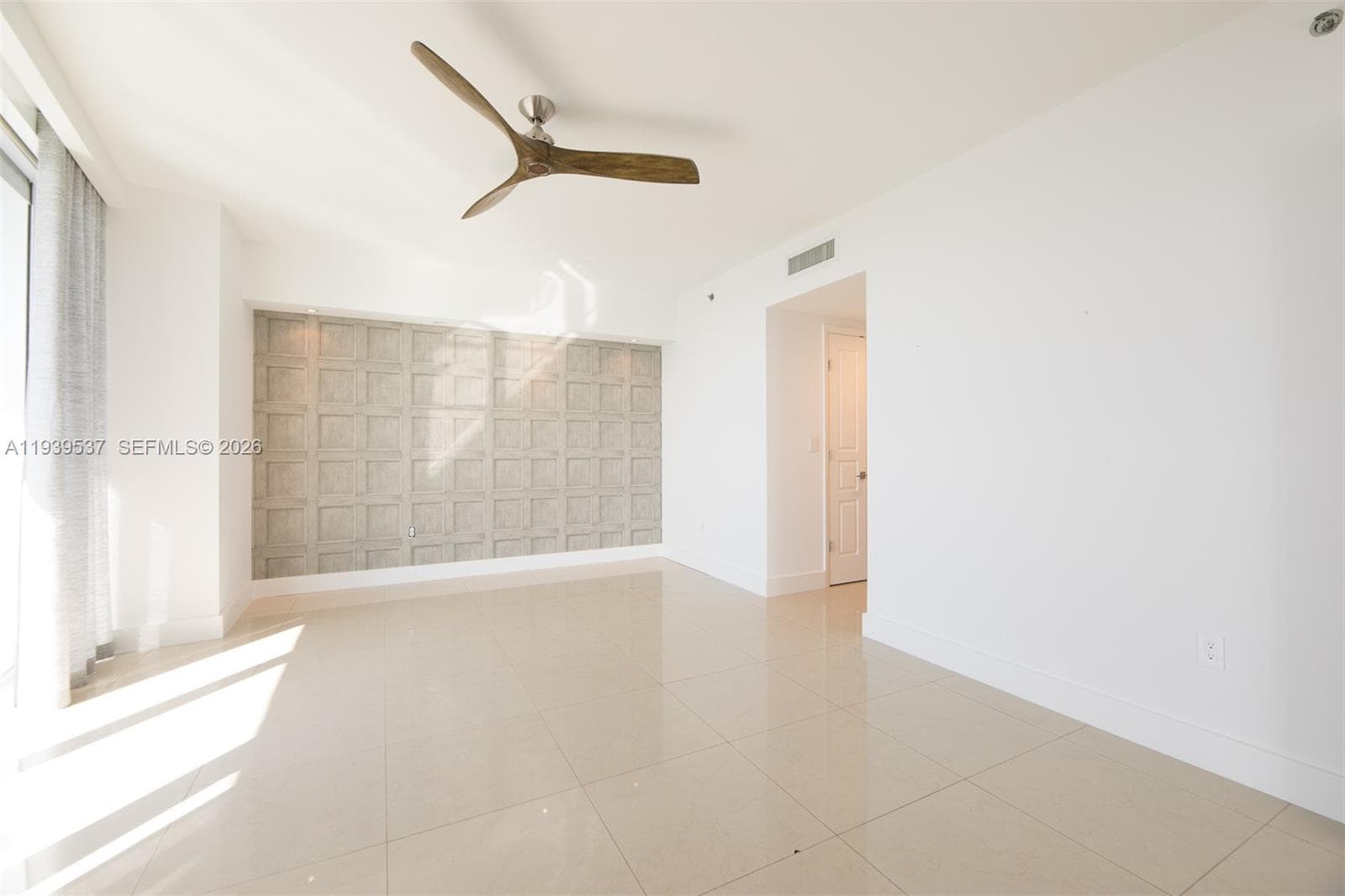 465 Brickell Ave 4301 photo 16
