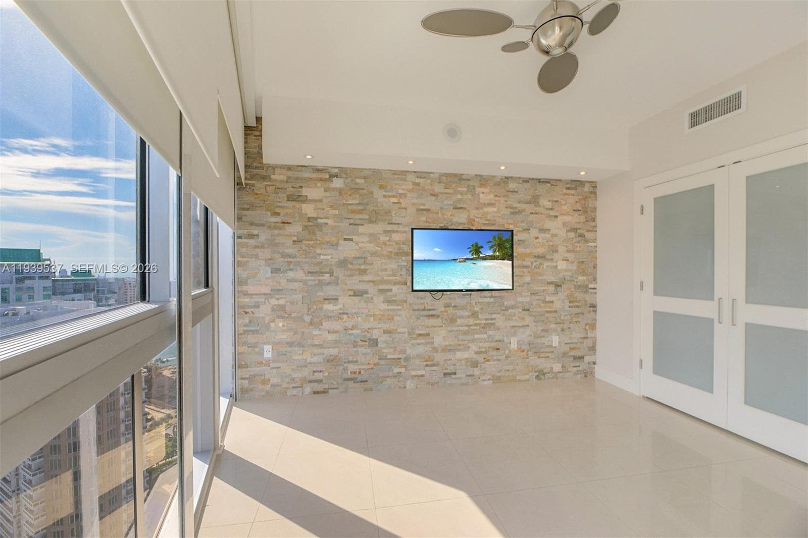 465 Brickell Ave 4301 photo 20