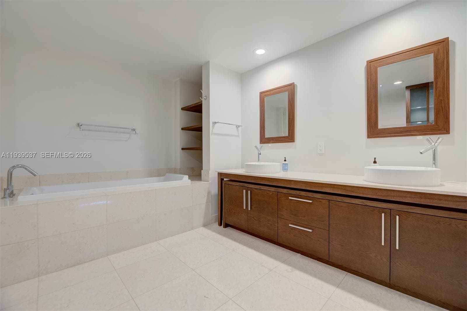 465 Brickell Ave 4301 photo 18