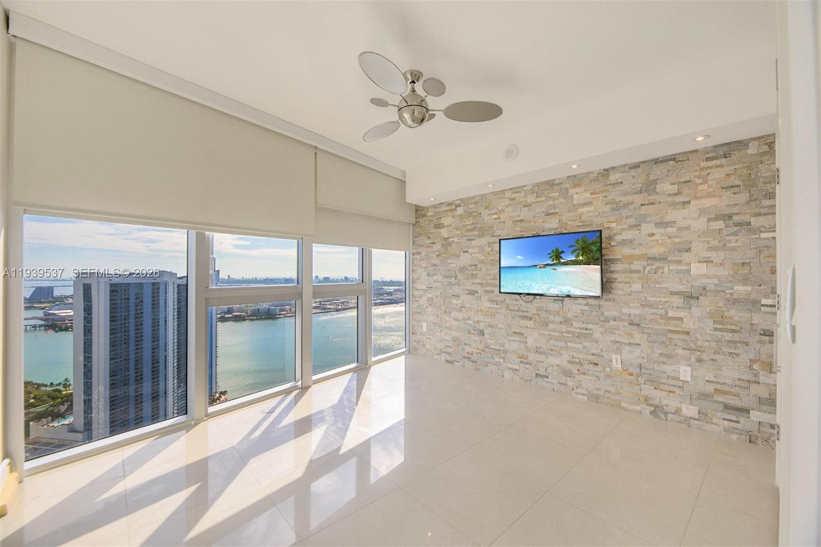 465 Brickell Ave 4301 photo 19