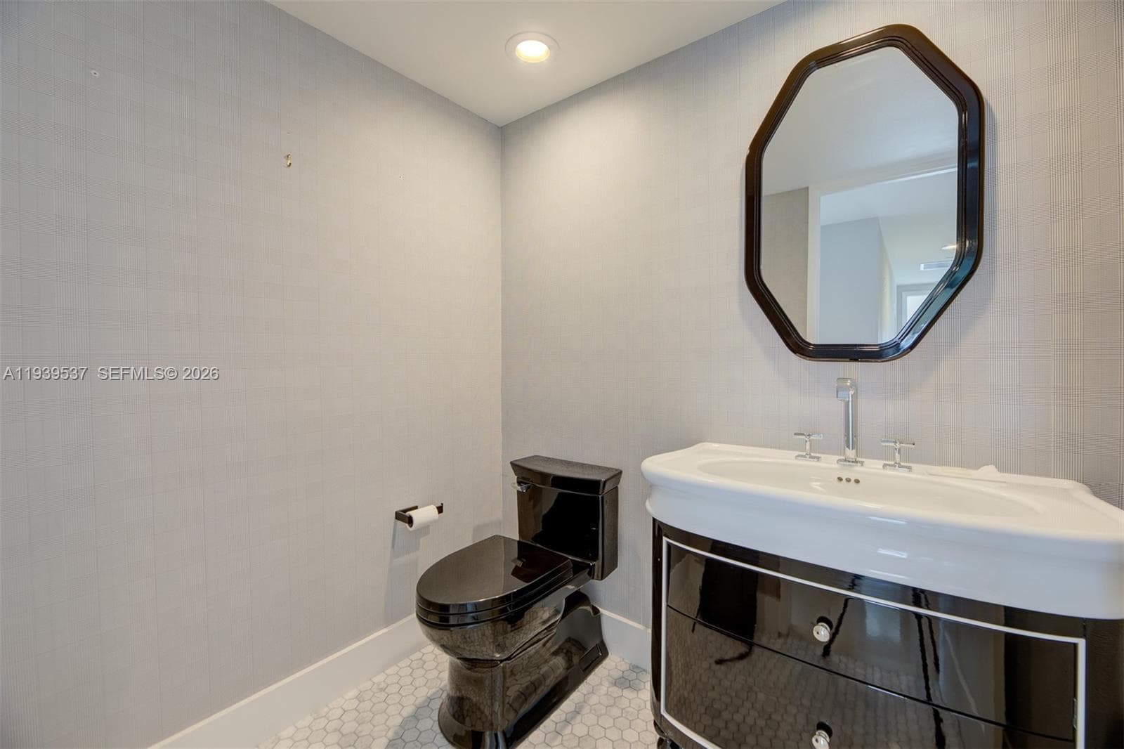 465 Brickell Ave 4301 photo 25