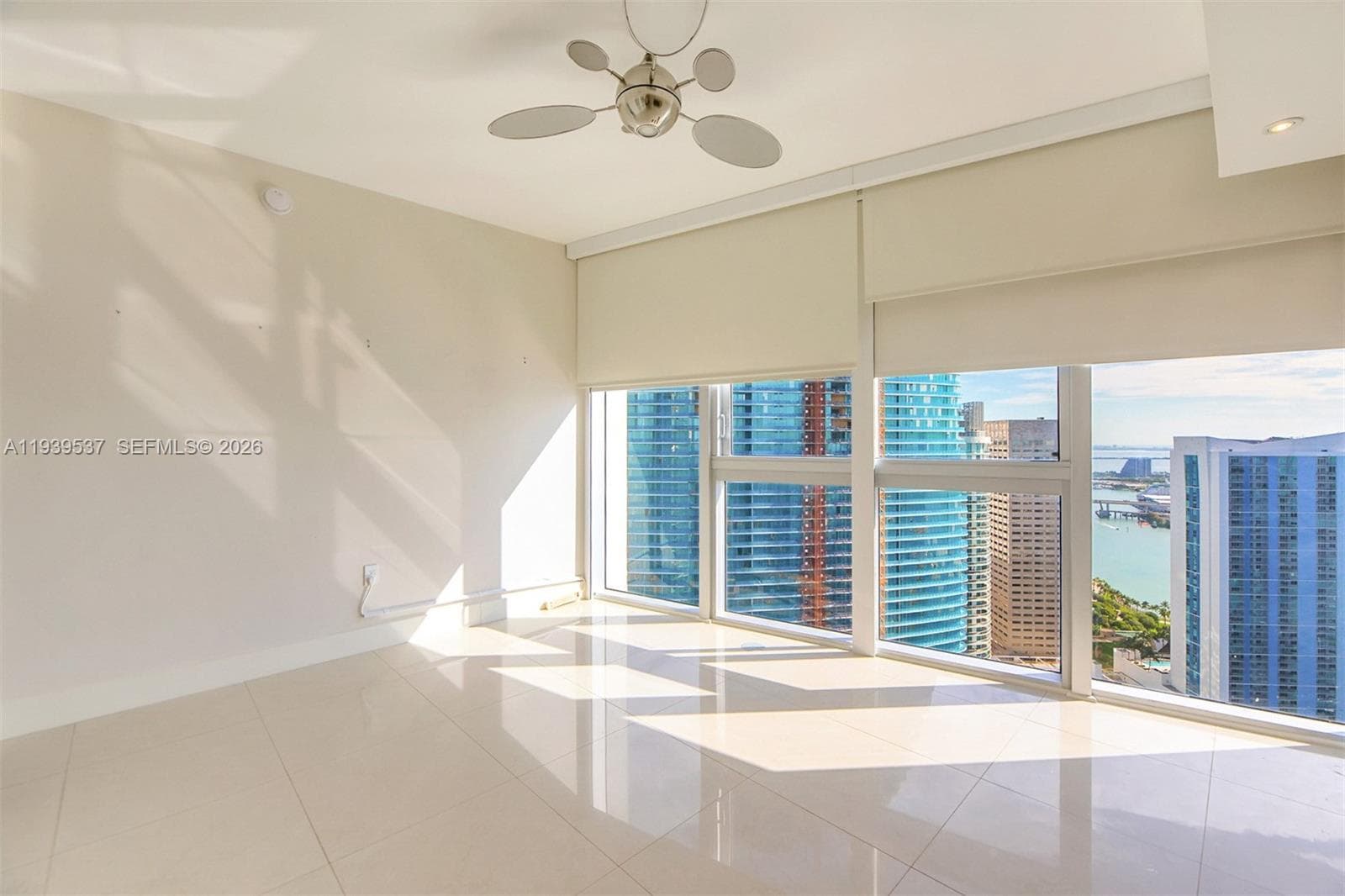 465 Brickell Ave 4301 photo 21