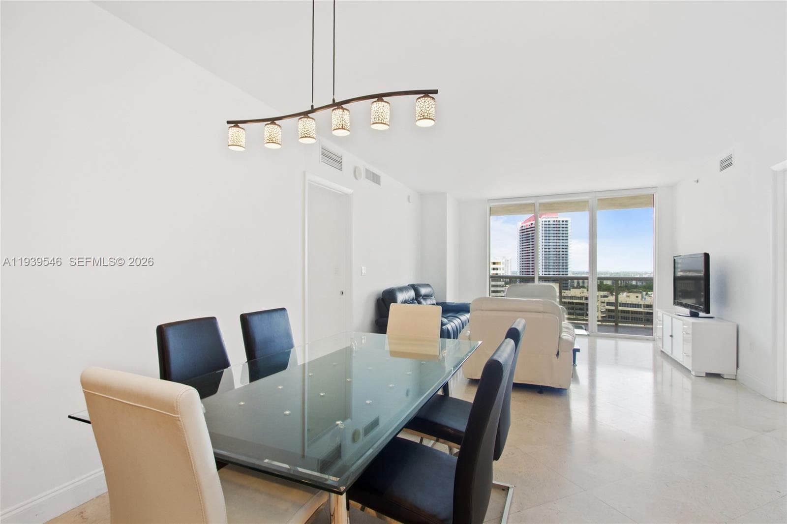 1850 S OCEAN DR 1608 photo 11