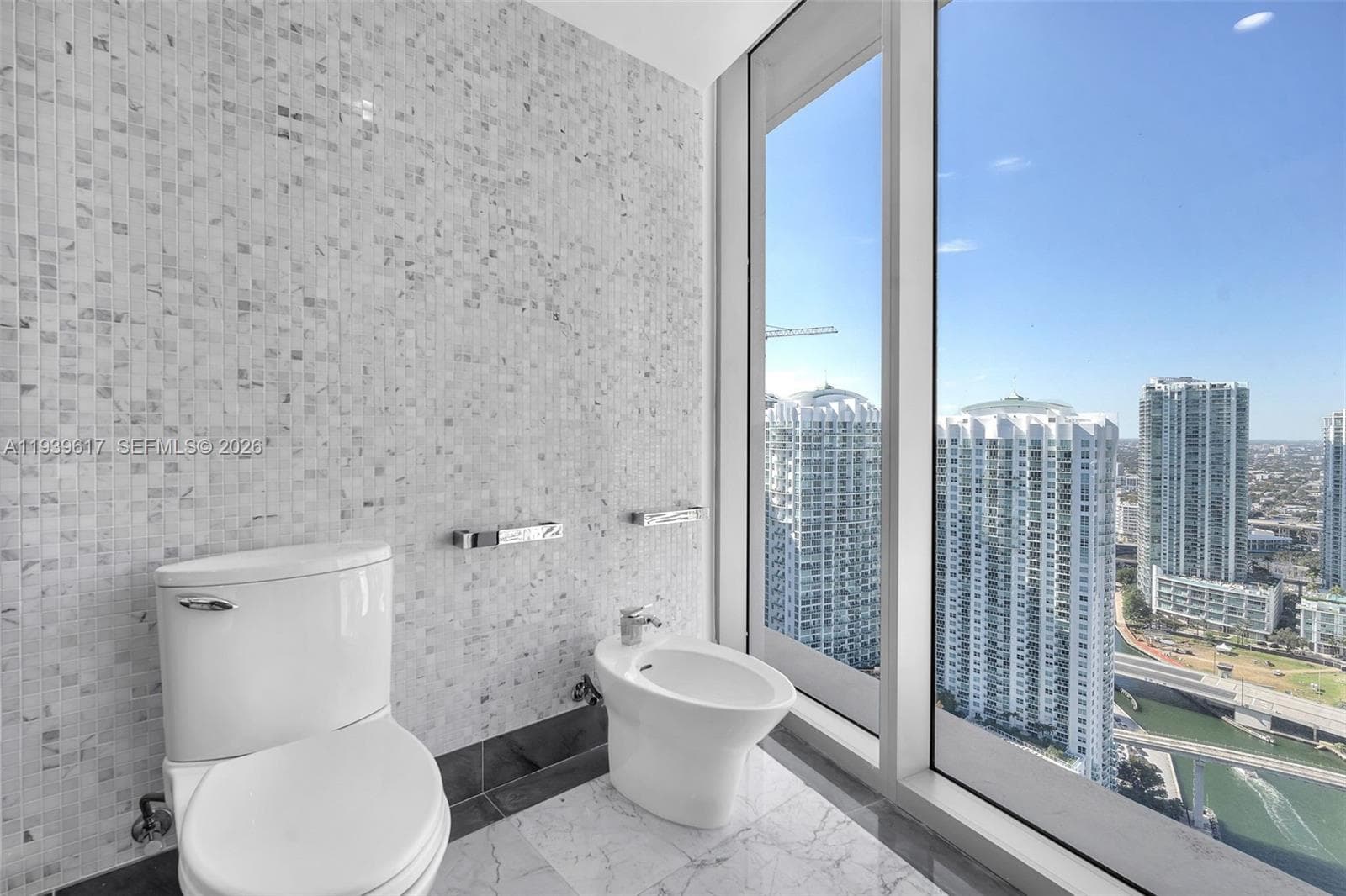 200 Biscayne Boulevard Way 4202 photo 18