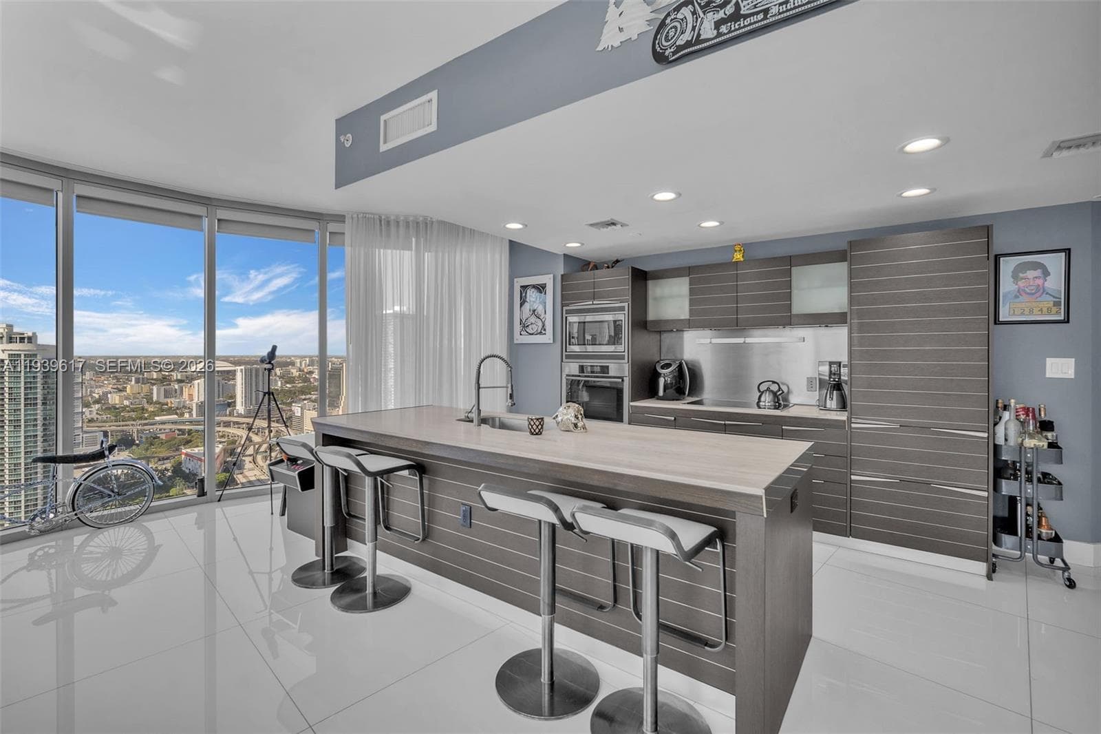 200 Biscayne Boulevard Way 4202 photo 8