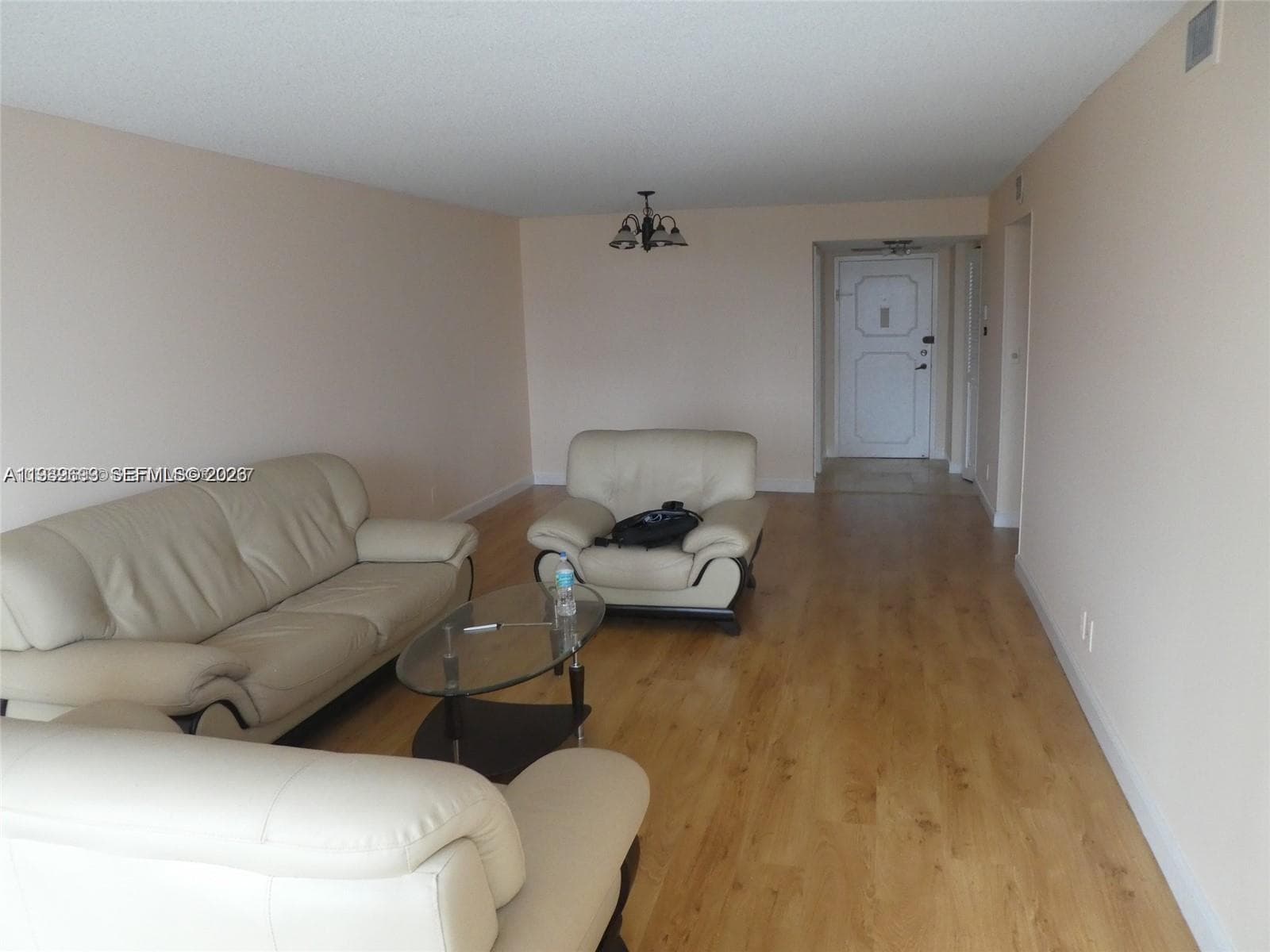 800 Parkview Dr 1018 photo 8